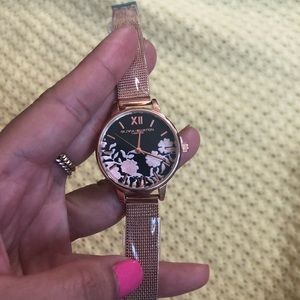 Gold watch women’s